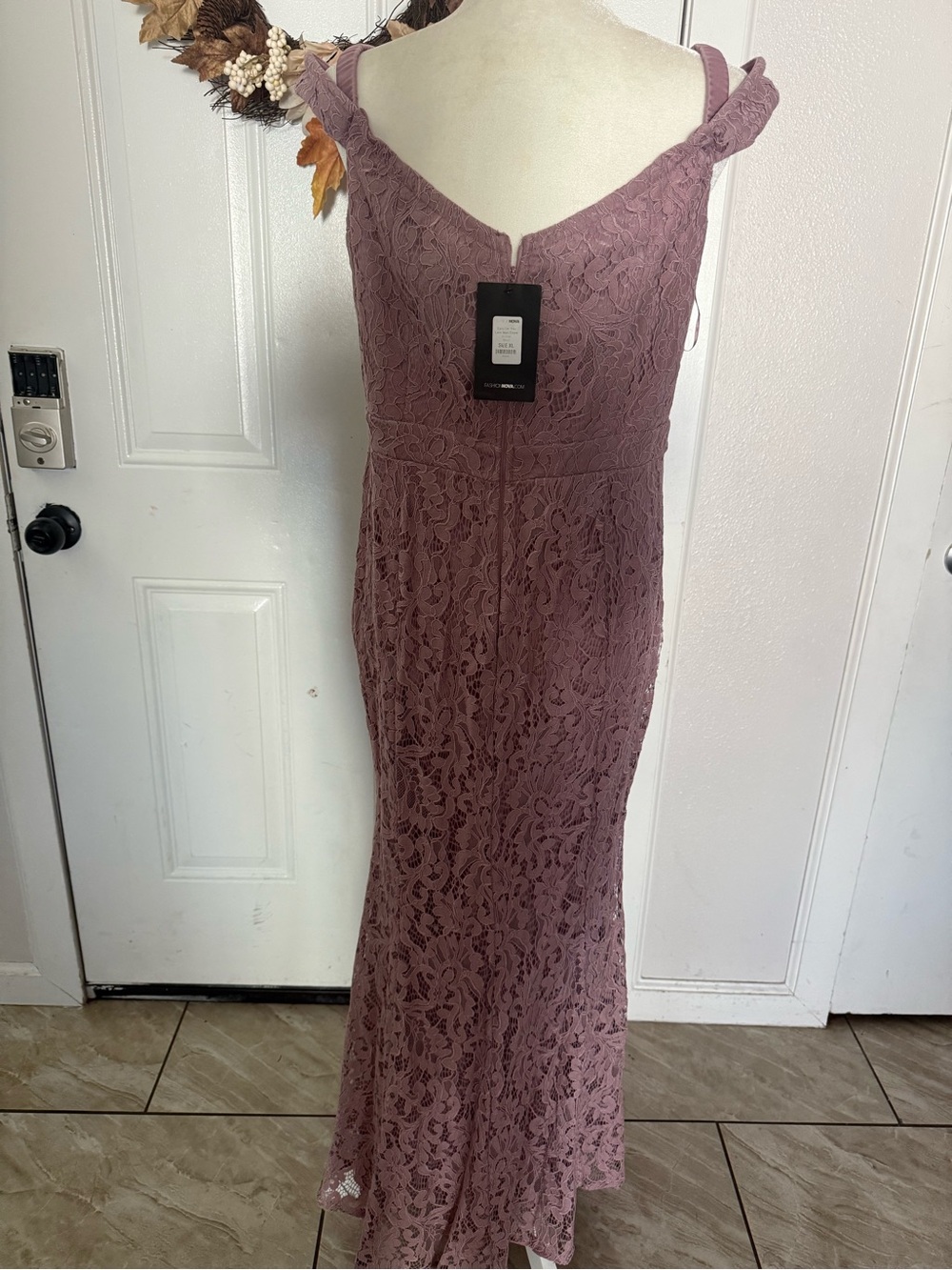 Fashion Nova Lace Maxi Dress in Mauve Pink